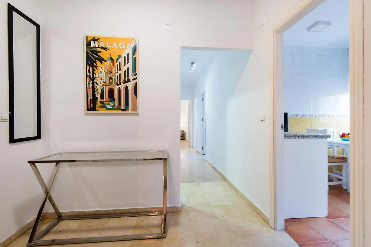 The 1St Corner Central Apartments Malaga