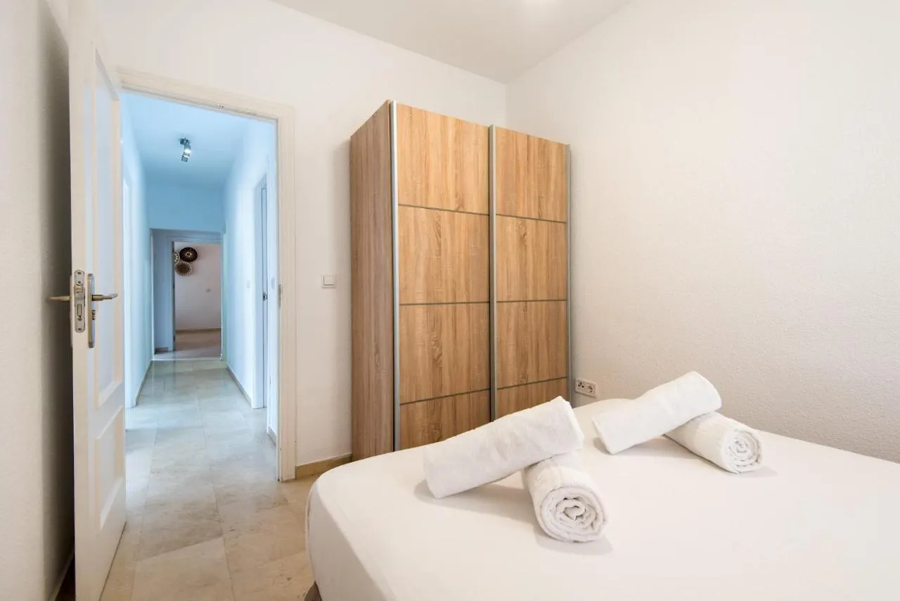 The 1St Corner Central Apartments Malaga